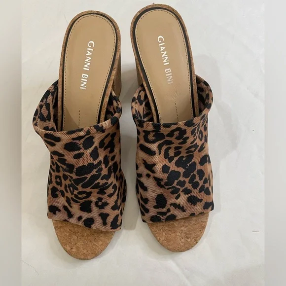 GIANNI BINI chunky heel shoes cheetah print Women’s Size 9.5M - Picture 5 of 8